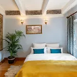 500 Year House - Old Town - Historic By Staymoovers