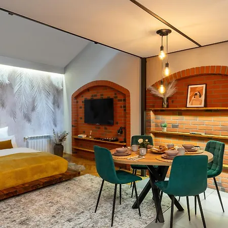 Διαμέρισμα 500 Year House - Old Town - Historic By Staymoovers *