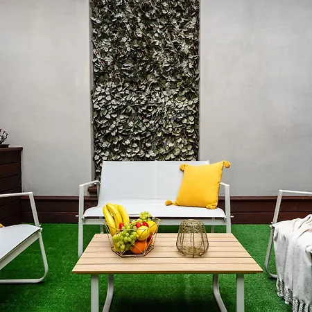 500 Year House - Old Town - Historic By Staymoovers *