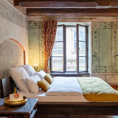 500 Year House - Artistic Historic In Old Town By Staymoovers クラクフ
